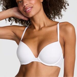 NWOT 38C Victoria’s Secret PINK Wear Everywhere Super Push Up Bra in White